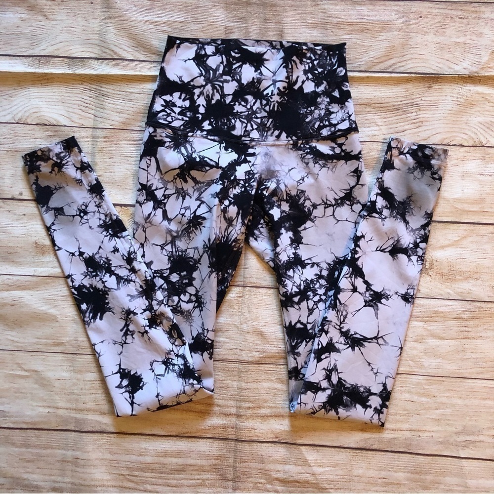 Lululemon Wunder Under Pant (Hi-Rise) - Shibori White Black ✨